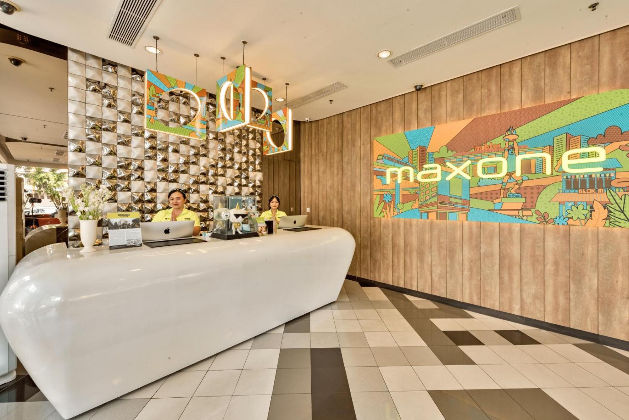 Maxone Premier Melawai Otel Cakarta Dış mekan fotoğraf
